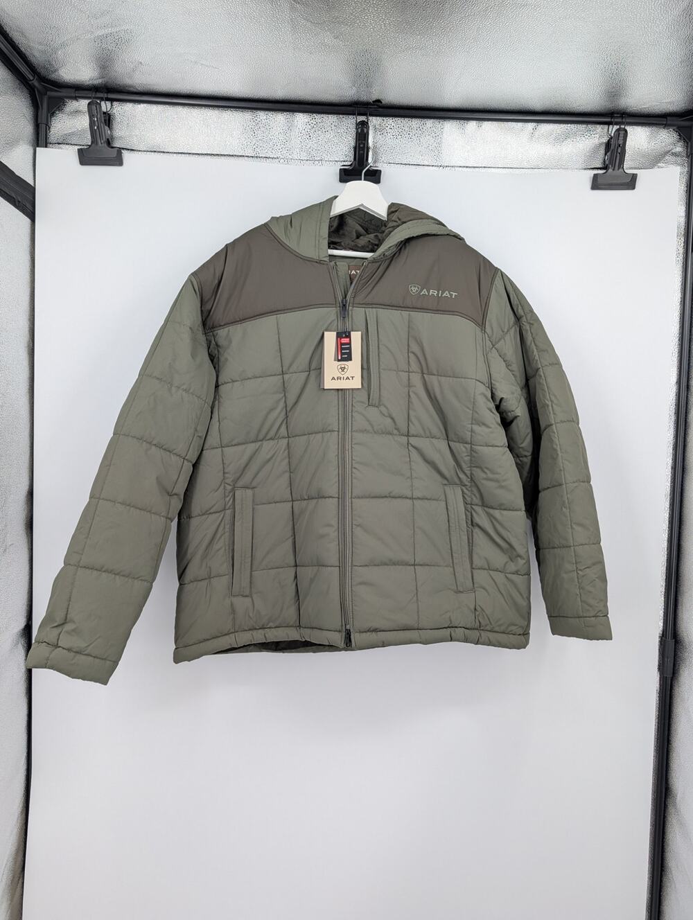 NWT ARIAT Crius Hooded Insulated Jacket Green Men's XXL Outdoors Barn Chore